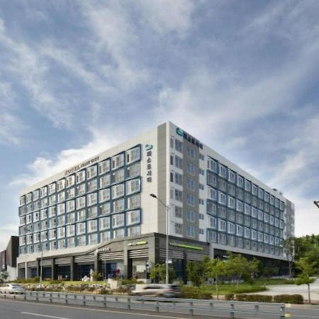 Yeosu Hotel First City מראה חיצוני תמונה