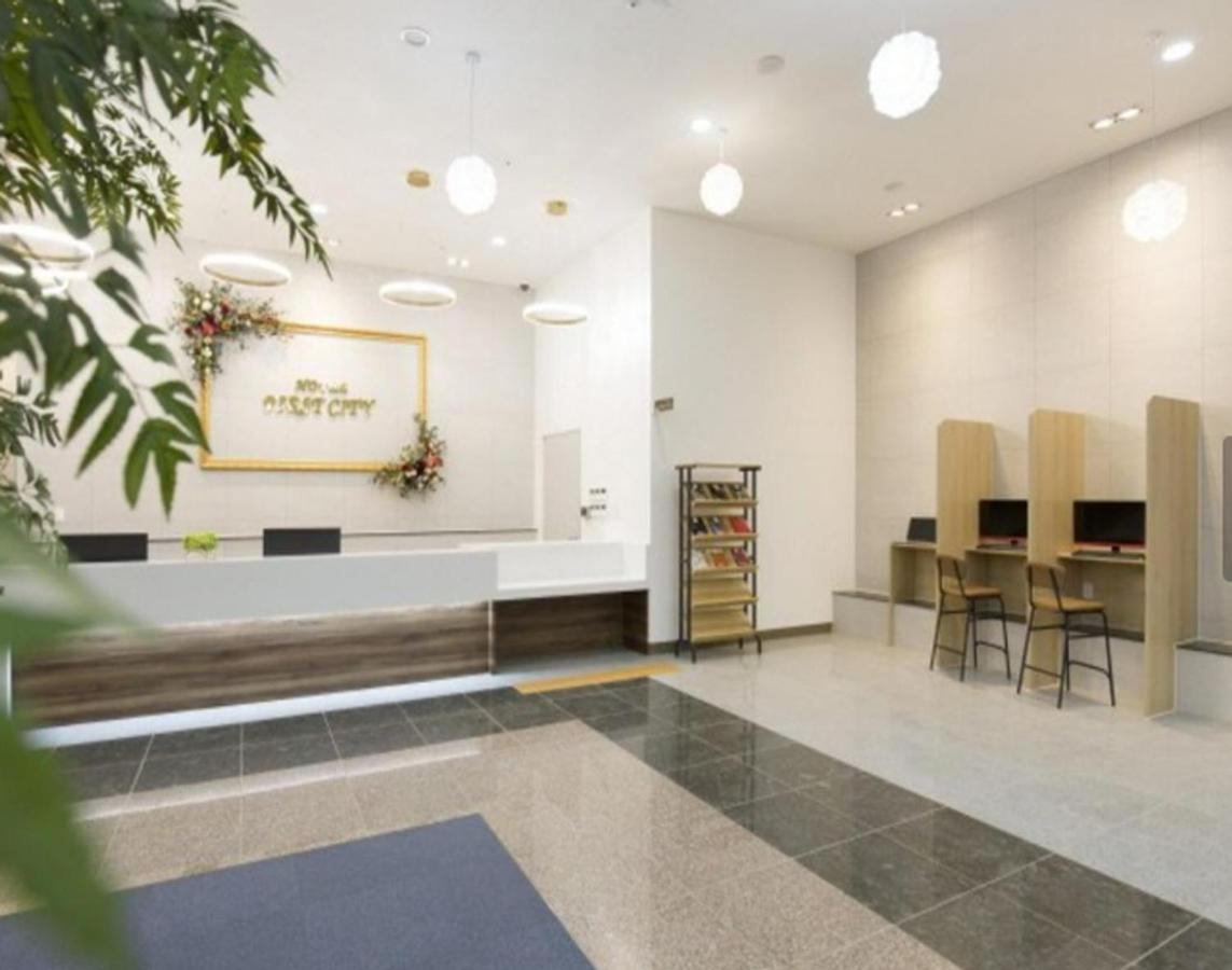Yeosu Hotel First City מראה חיצוני תמונה