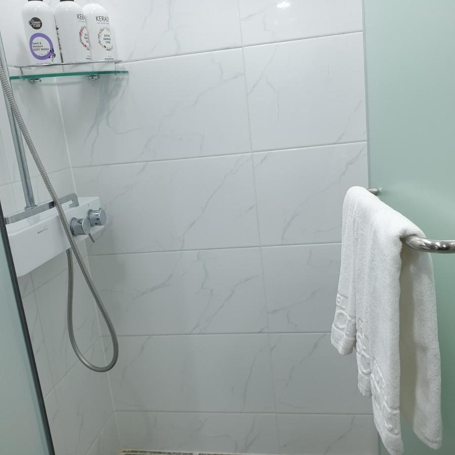 Yeosu Hotel First City מראה חיצוני תמונה